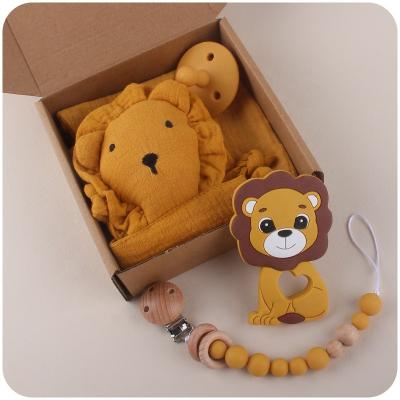 China Soft Baby Lion Products Wooden Teether Hand-Cranked Teething Toy Food Grade Safe Chew Clink Teether Newborn Gift Set for sale