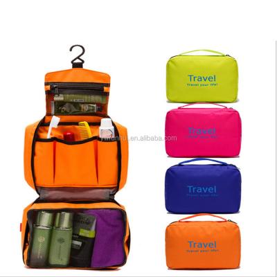 China Fashion Wholesale Polyester Hook Travel Makeup Pouch Organizer Waterproof Cosmetic Bag for sale