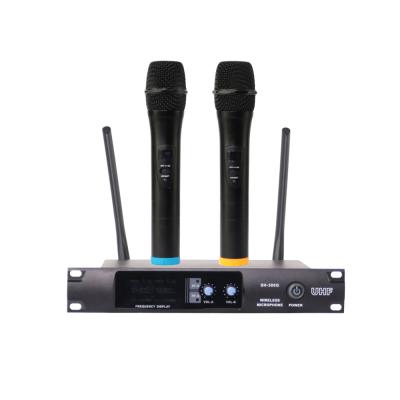 China Handheld Microphone Shipping & Handling - 300G UHF Wireless Microphone Professional For Karaoke Mini Wireless Microphone Family for sale