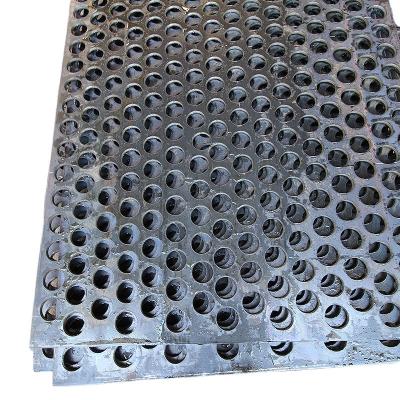 China energy & Manganese Steel Screen Plate Mining Punch Industrial Punching Machinery Parts for sale