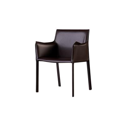 China Customizable Contemporary Saddle Leather Metal Legs Dining Chair for sale