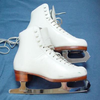 China Custom Strong Roller Skates Blades / Stainless Steel Ice Skate Blades for sale