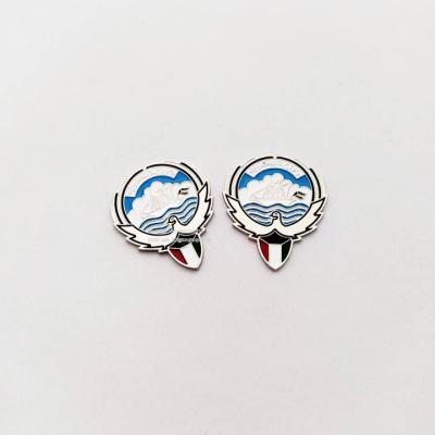 China Kuwait Enamel Middle East Magnetic Lapel Pin Badge Silver Metal Small Size Soft Coat Of Arms for sale