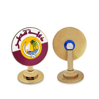 China 2022 Kuwait Trophy Wholesale Qatar Emblem Trophy With Metal Stand Gold Plating for sale