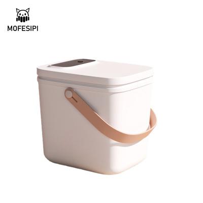 China Automatic New Trend Wholesale And Retail Hot Sale Pet Supplies Accessories Household Large Capacity Pet Food Storage Bucket for sale