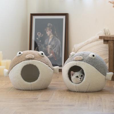 China Cat Nest High Quality Cat Pet Nest House Viable Semi-enclosed House Pet Dog Bed Warm Soft Christmas for sale