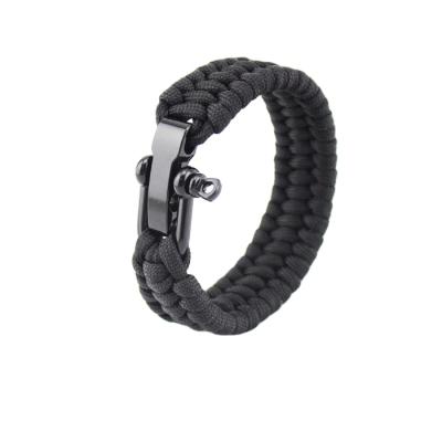 China Nylon Paracord and Metal Shackle Buckles 7-8 Inch Premium Black Paracord Survival Wristbands Adjustable Size with Stainless Steel D Shackle for sale