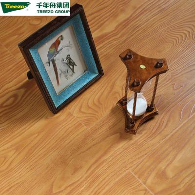 China Factory direct high quality indoor grade 12mm thickness AC4 waterproof oak laminate engineered wood flooring for living room kitchen for sale