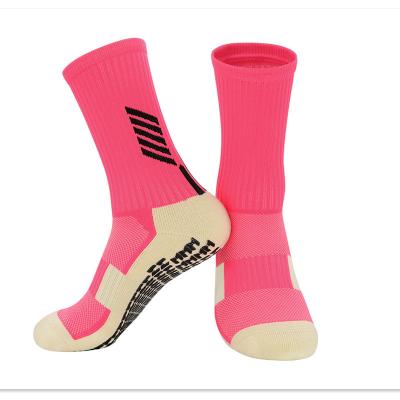 China Calsetines Elite Grip QUICK DRY High Quality Sports Socks 3/4 Funny Anti Slip Socks Men Sports Anti Slip Non Skid Short Football Socks for sale