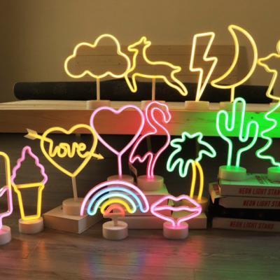 China Wholesale Table Style Custom Design Signs Heart Acrylic Pink Table Desk Stand Christmas Party Decoration Led Neon Light For Kids Room for sale