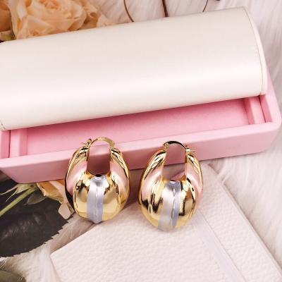 China CLASSIC Aretes De Moda Three Color Circle Earrings Three Shape Popular Women Trendy Earring for sale