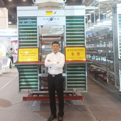 中国 10cmの卵のプロセス用機器、Siemensモーター1.5kw卵置く鶏のおり 販売のため