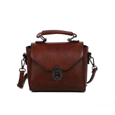 China Fasion 2021 autumn and winter new women's bag fashion lock single shoulder simple small square retro messenger bag tide for sale