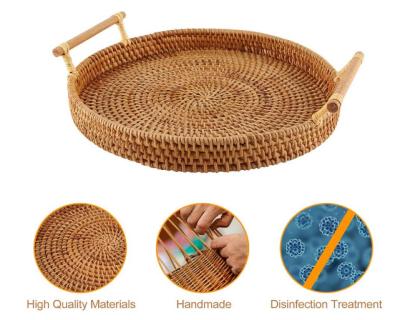 China Morden Round Rattan Serving Tray Retro Style Serving Basket Dish Handmade Weaving Breakfast Dish with Handles for sale