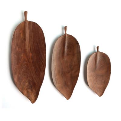 China Rustic Odd Shaped 3 Pieces Nesting Wooden Tray With Handle Leaf Shape Wooden Tea Serving Tray for sale