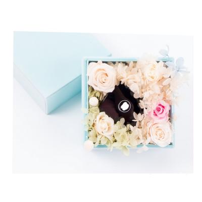 China recyclable & Handmade Luxury Cardboard Preserved Flower Box Square Flower Box for sale