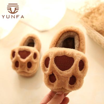 China Babies 2021 New Winter Anti-skid Christmas Furry Plush Shoes Comfortable Fur Slides Kids Soft Children Slippers Sandals For Girls for sale