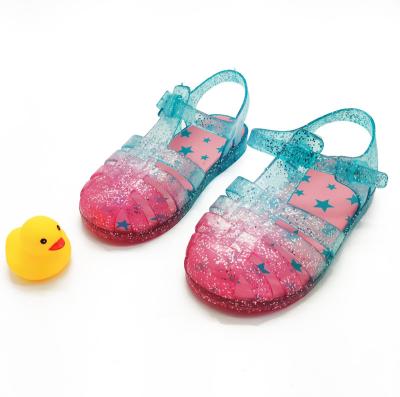 China 2022 New Design Children's Comfortable Flat Sandal Garden Shoes For Children Girl Soft Baby Jelly Sandals For Kids for sale