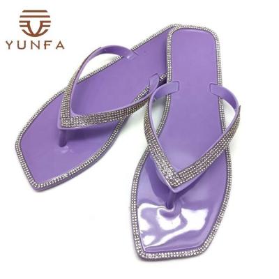 China New Arrival Fashion Trend Women's Jelly Shoes Flat Luxury Crystal Thongs Shoes Purple Slips Slippers For Ladies Flip Flops for sale