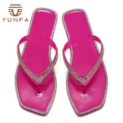 China Manufacturer Sale Women Jelly Shoes Flat Luxury Crystal Wedding Strappy Female Shoes PVC Slides Slippers For Ladies Flip Flops for sale