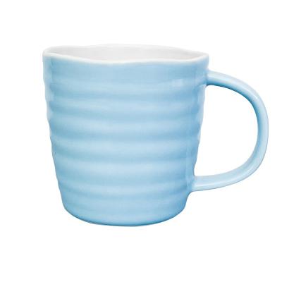 China Sustainable Home restaurant used stripe fancy design handmade coffee milk ceramic mug with round handle for sale