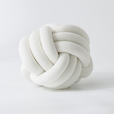 China Hotel Quality Pillows Knot Floor Cushion Knot Ball Cushion for sale