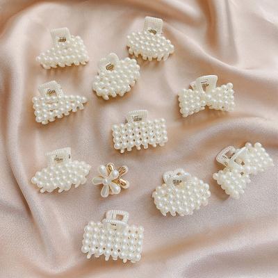 China New Style Soft High Quality Different Shapes Mini Hair Claw Women Pearl Hair Clip Hair Accessories for sale