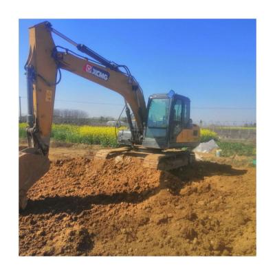 China Construction Digging Nice Condition Used China Brand Excavator XCMGXE135D Second Hand Construction Equipment Digger With Low Working Hour For Sale for sale