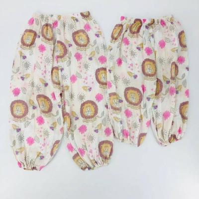 China 100% Cotton Short Sleeve 2 Layer Gauze Flower Pants for sale