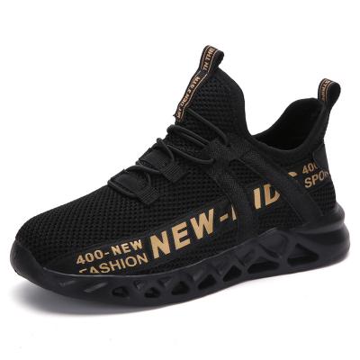 China 2022 New Arrivals Light Kids Breathable Mesh Sports Leisure Fashionable White Shoes Flying Woven Summer Sneakers Shoes for sale