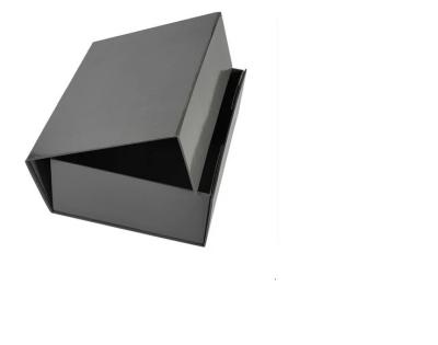 China Square Magnetic Closure Gift Box Matt Lamination Folding Paper Gift Box for sale