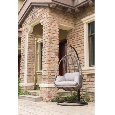 China 2022 Traditional Luxury Design Wicker Swing Chairs High Quality Porcelain Made For Outdoor Leisure for sale