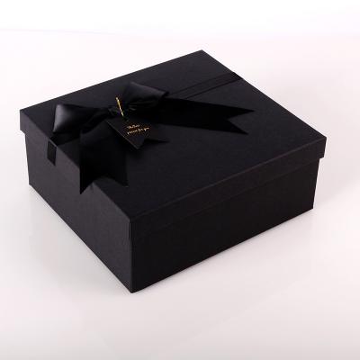 China Recycled Materials Black Wholesale Custom Logo Premium Cardboard Paper Gift Wig Wig Underwear Luxury Heaven And Earth Cover With Low Gift Box for sale