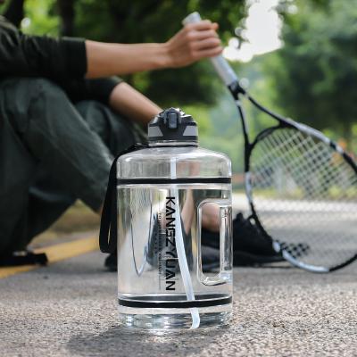 China High Temperature Resistant Straw Water Bottle Outdoor Sports Viable Creative Personality Bucket Large Capacity for sale