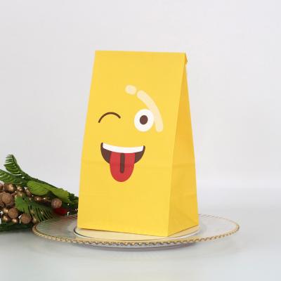 China Cute Yellow Disposable Goodie Bags For Kids Baked Food, Candy, Snack Paper Bags Leakproof Paper Bag Shipping Online for sale