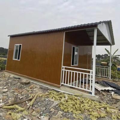 China Modern Farmer House With Wooden Sandwich Panels Prefab Steel Villa Prefab Houses zu verkaufen