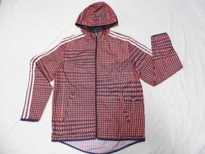 Chine La veste imperméable légère de tous les hommes plus d'imprimés du textile tissé 95gsm avec la tirette à vendre