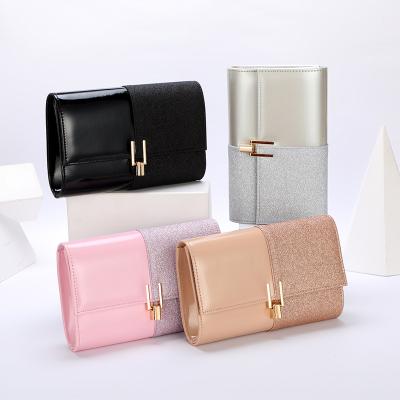 China Elegant Appearance WAKED Luxury PU Leather Quilted Shiny Diagonal Chain Evening Clutch Bags For Women for sale