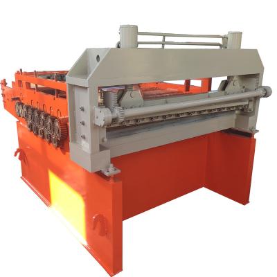 China Hotels Saudi Arabia 2mm Stainless Steel Cut To Length Pieces Roll Forming Machine for sale