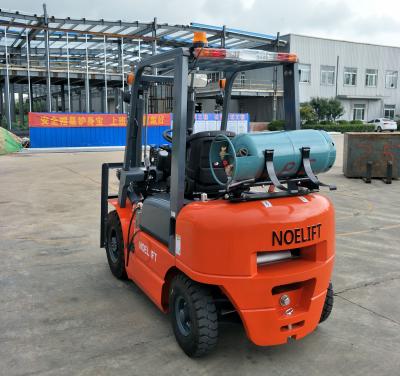 China Hotels China Forklift Propane 2T Gasoline Forklift Gas Forklift With Gas Tank zu verkaufen