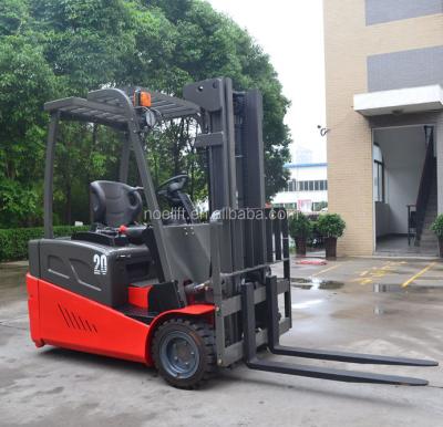 China Hotels 3 3wheels pivot balanced forklift TKC16 1.6ton cost effective electric forklift for sale à venda