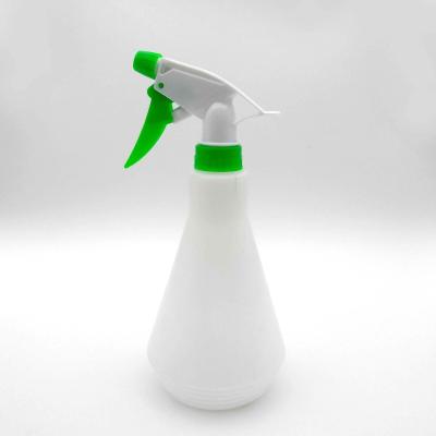 China Garden Spray 300ml Garden Manual Pressure Plastic Sprayer for sale