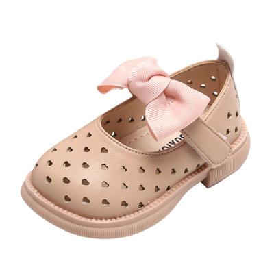 China New Spring Anti-skid Girls Leather Shoes Small Children's Fashion Korean Children's Bow Soft Sole Soft Lace Mary Jane Shallow Party Shoes for sale