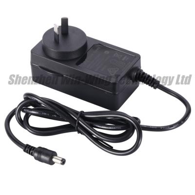 China ABS and PC Comply with Doe Vi ERP Vi Power Supply 15v 3a DC to AC Changeover Adapter for sale