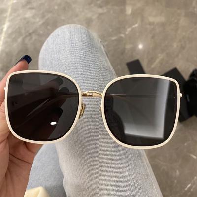 China Fashion sunglasses 2021 fashion news beige CIA sunglasses big frame sunglasses net trend red sunglasses for sale