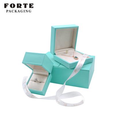 China Special high quality eco-friendly FORTE mini caixas de anel paper jewelry box magnet jewelry ring boxes for sale