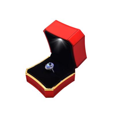 China FORTE Fashion Eco - Friendly Jewelry Box Led Velvet Shiny Led Display Jewelry Box for sale