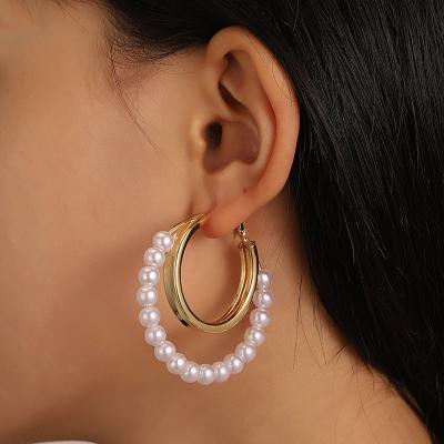 China 2022 TRENDY Single Resin Pearl Beaded Double Layer Gold Circle C Earrings For Women Party Bridesmaid Wedding for sale