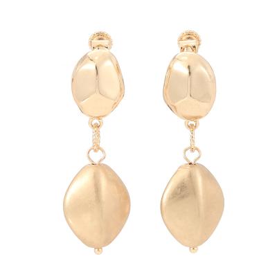 China Jewelry Manufacturer Fashion 14K Gold Earrings CLASSIC Gold Melon Seed Hollow Out Luxury Earrings For Women for sale