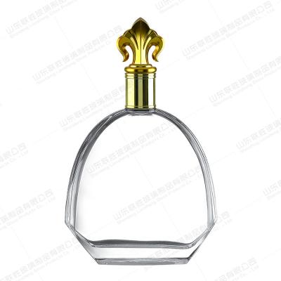 China 750ml 800ml Beverage Wine Packaging Glass Bottle Xo Brandy Whiskey Glass Decanter With Lids for sale